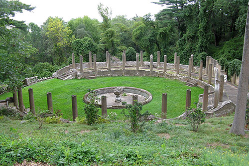 Rose Garden, Castle Hill, Ipswich MA. Photo by John Phelan